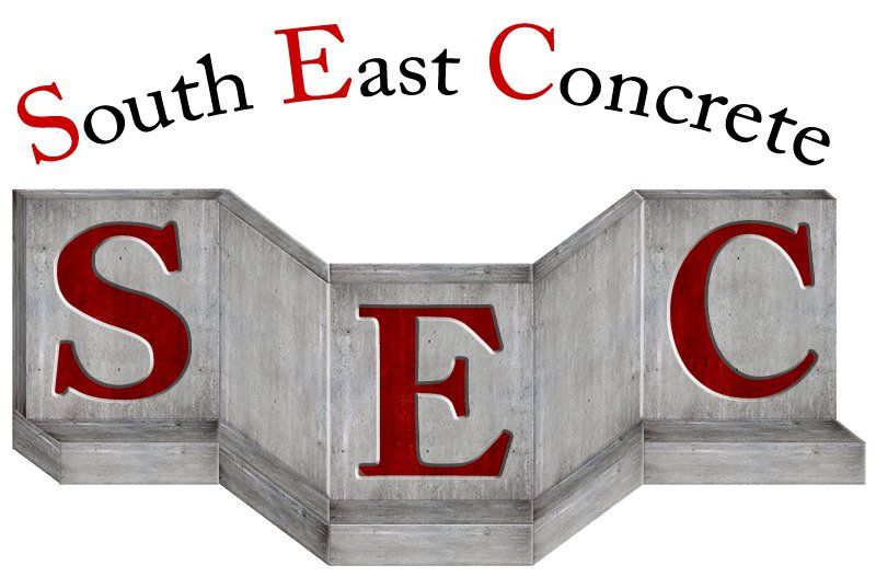 A logo for south east concrete with red letters