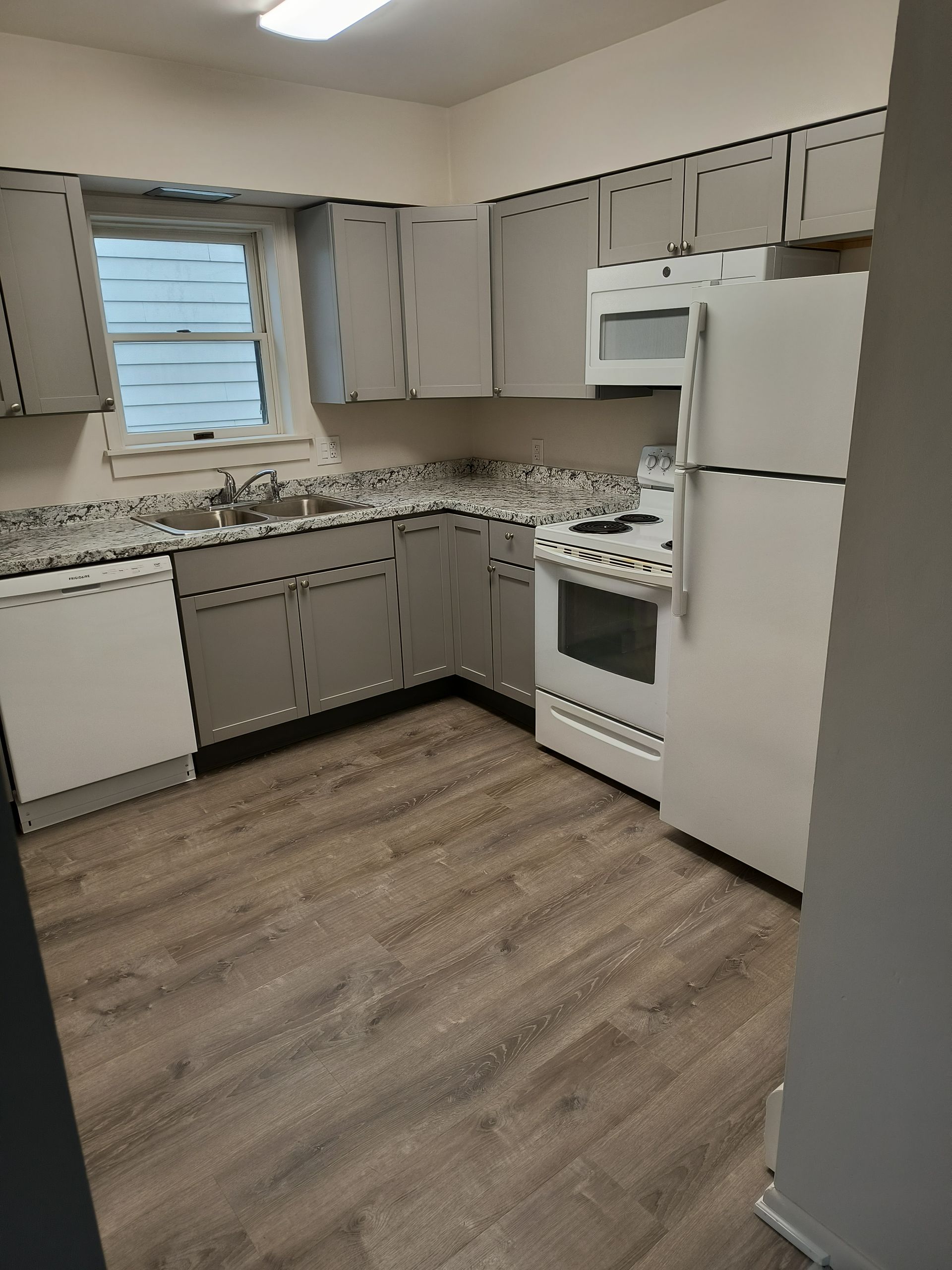 235 E Main-St Shiremanstown Apt 6 Kitchen Photo #2