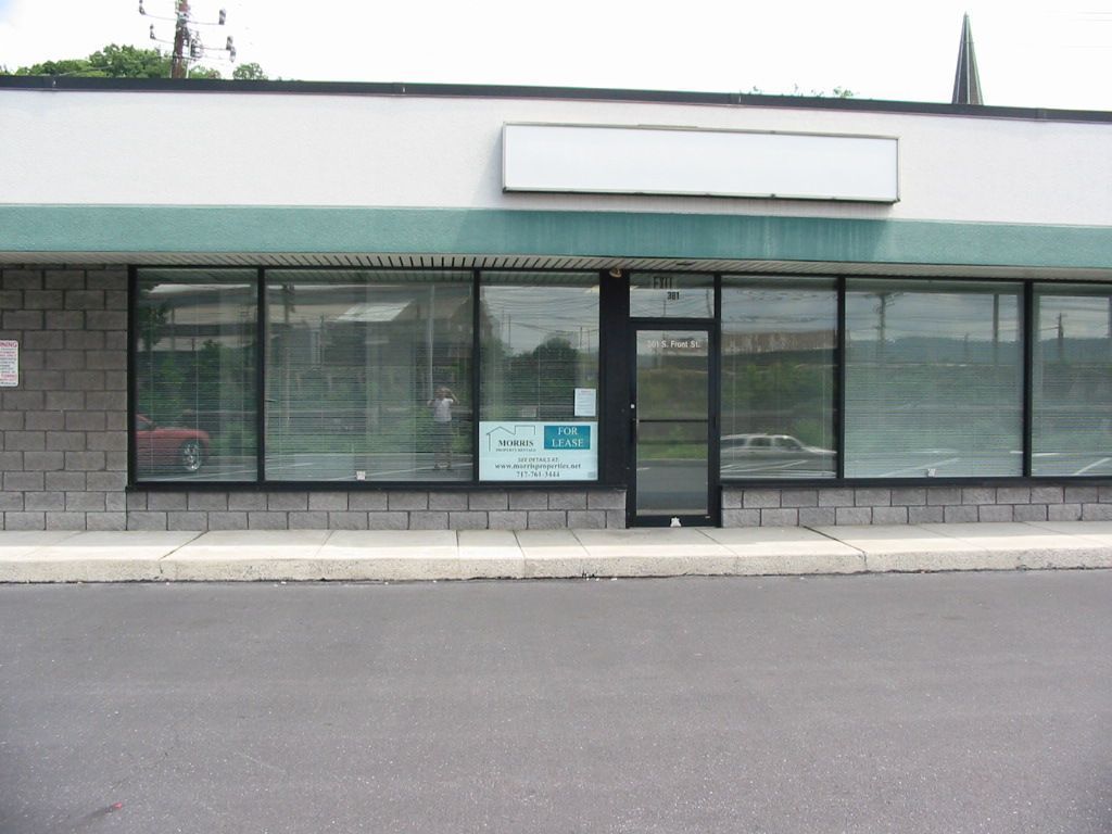 Mult-Use Commercial Unit for Lease in Steelton, PA