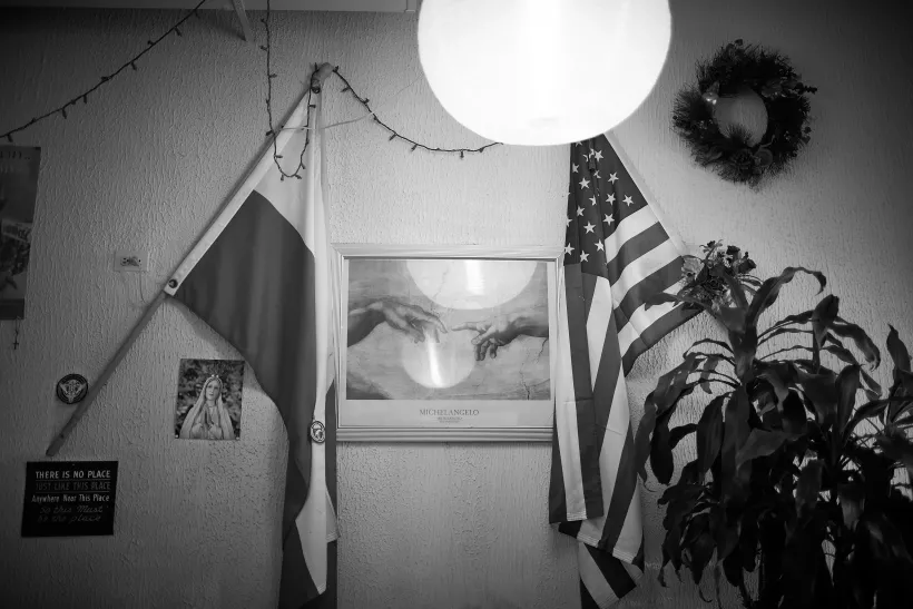 Behind Closed Doors - Robert Swiderski