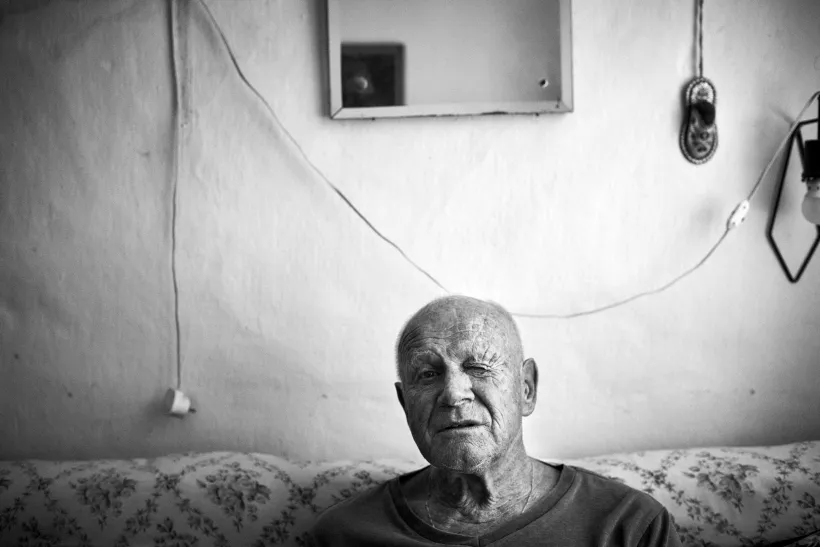 Sunday - Robert Swiderski