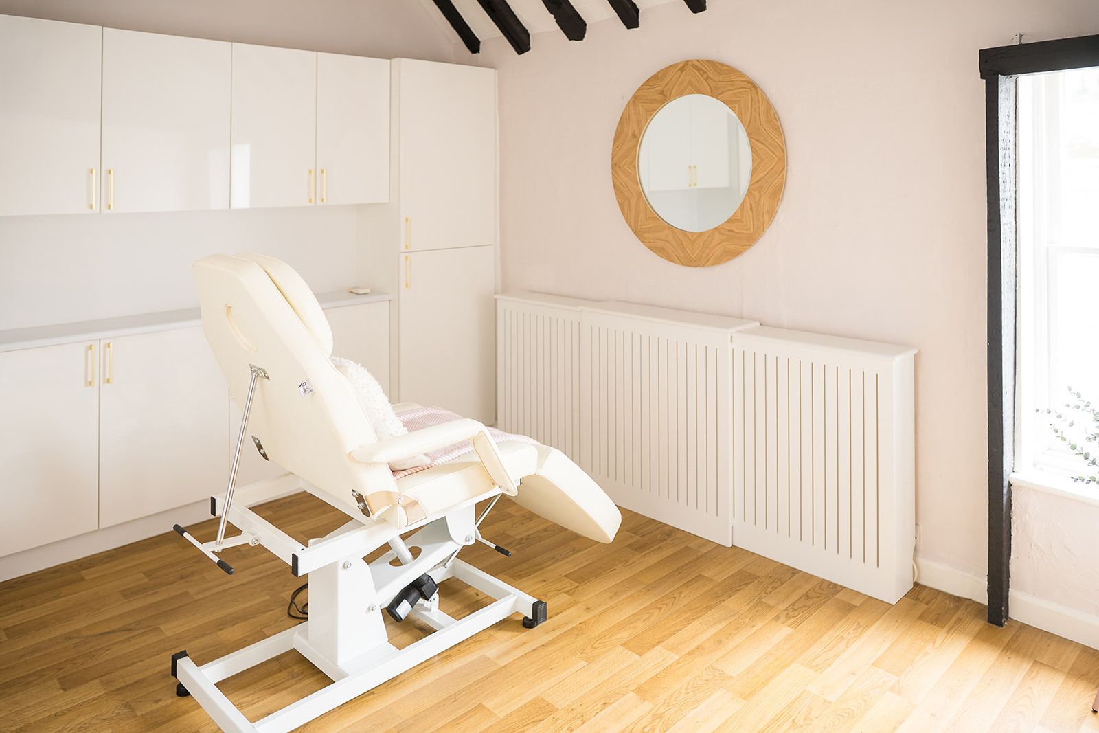 Clinic Room to Rent