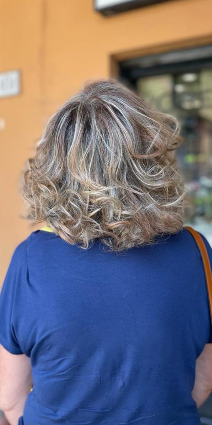 capelli dopo il trattamento colore