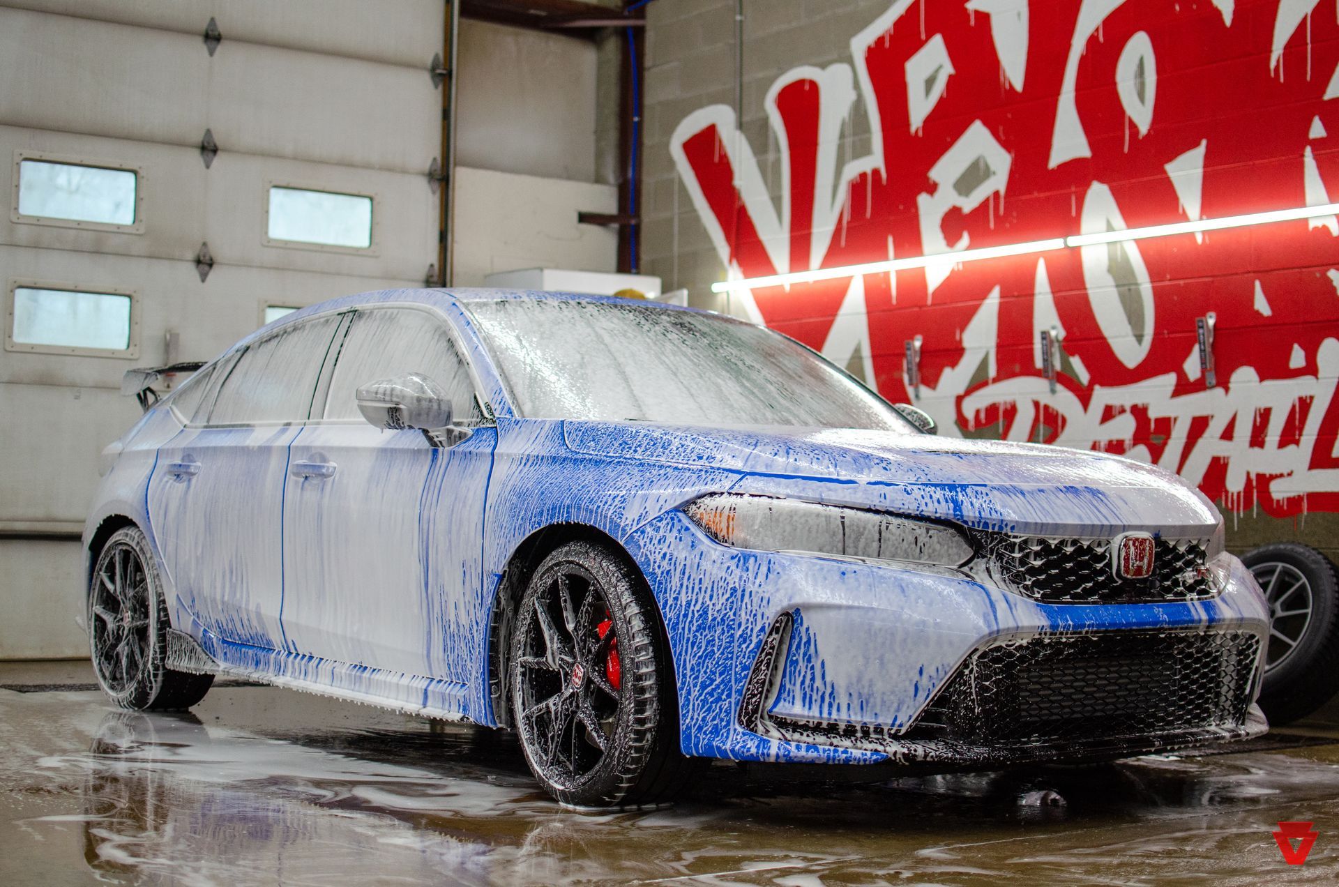 Honda Civic Type R fully foamed during it's exterior wash before polishing and coating
