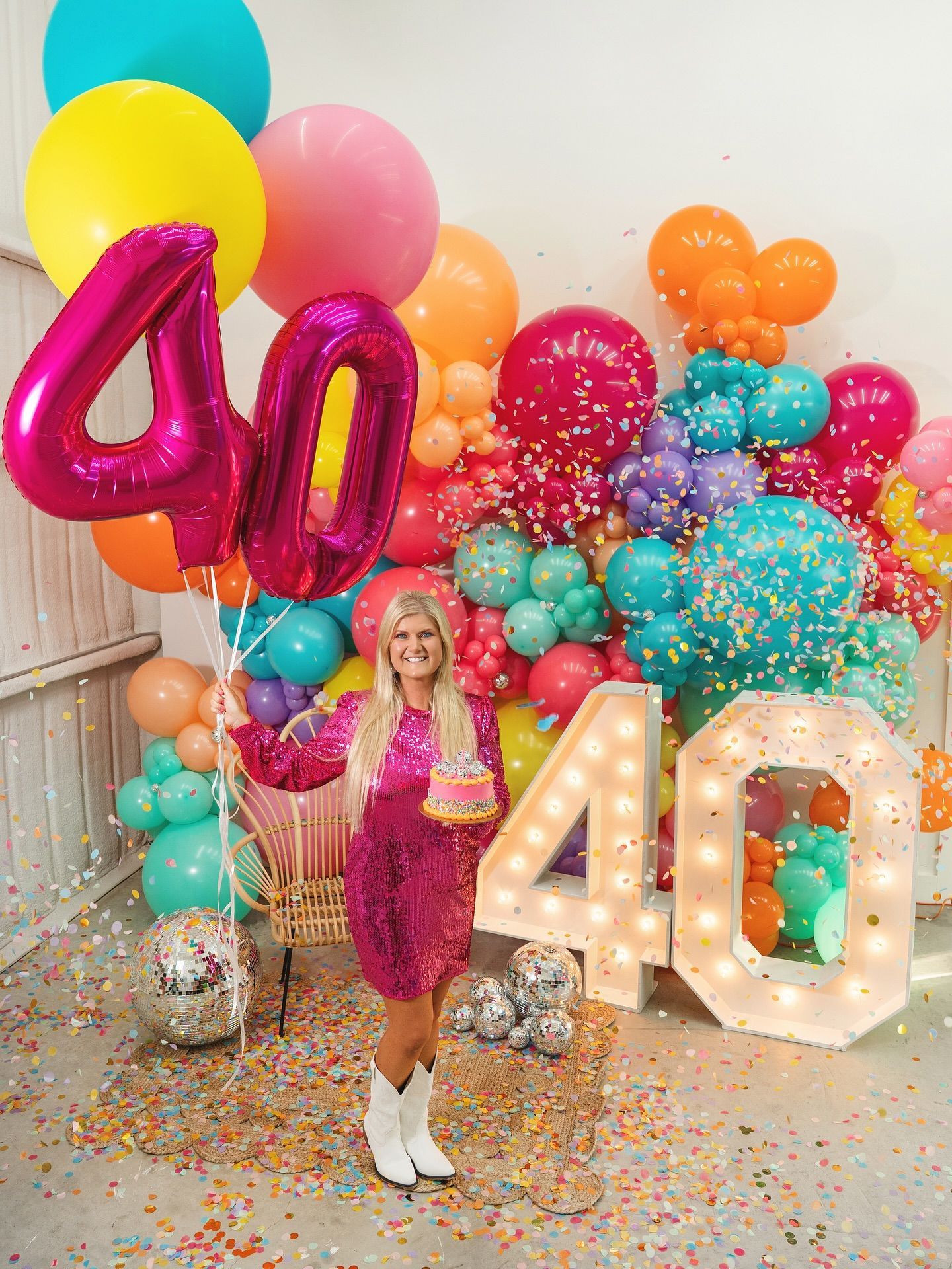 Sheena the business owner in front of Balloon Garland