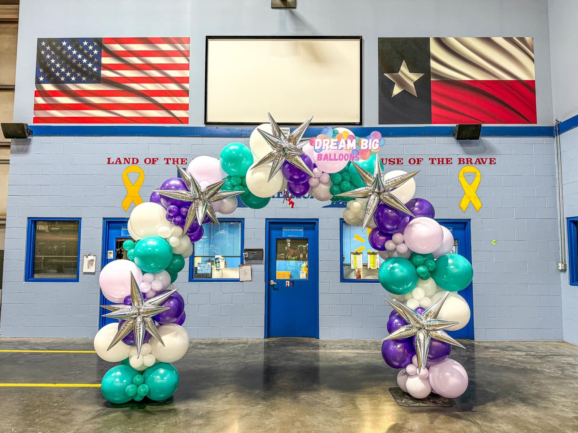 walmart grand opening balloon arch waco texas