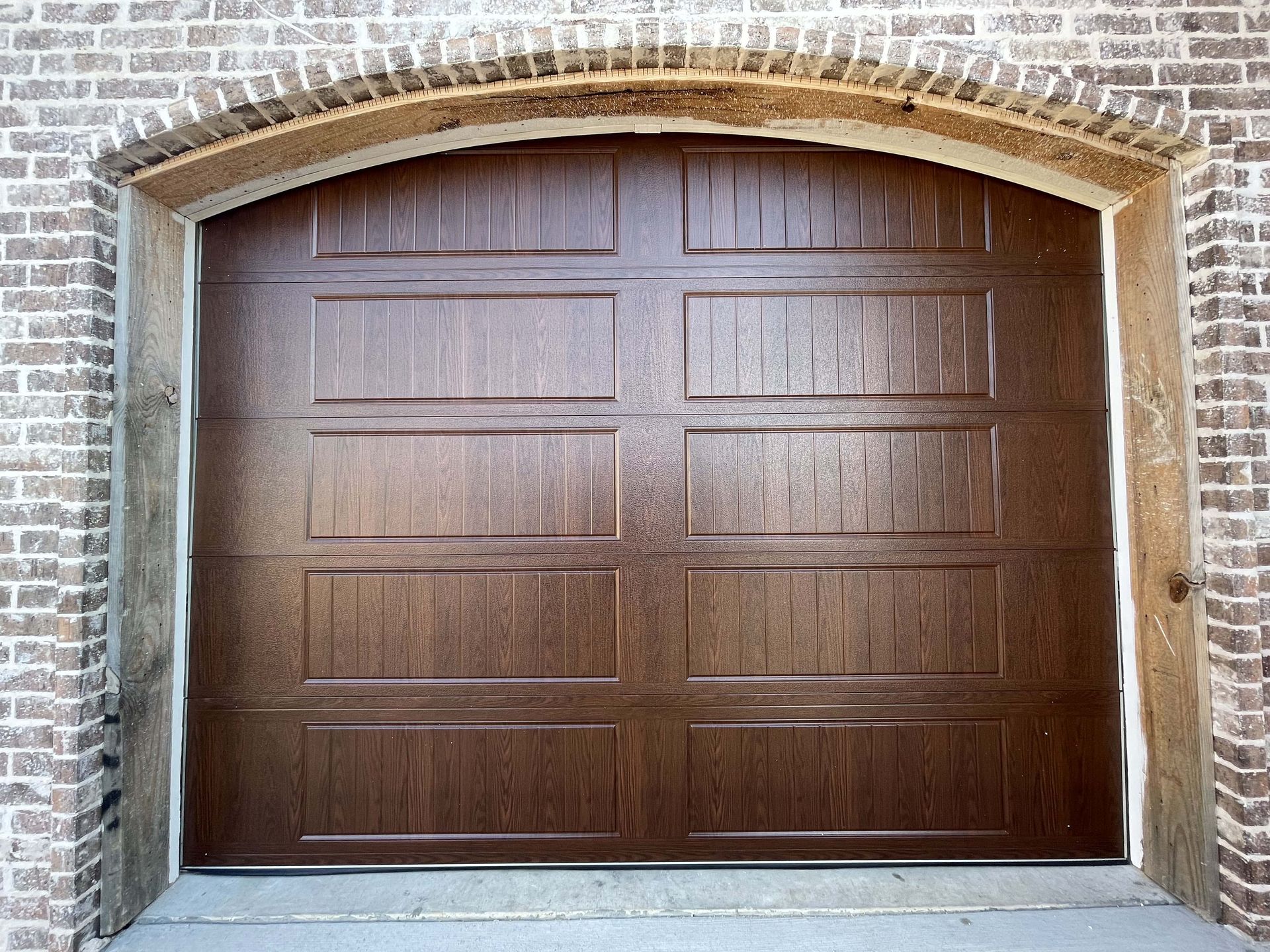 Paramount Garage Doors Commercial and Residential Garage Doors in