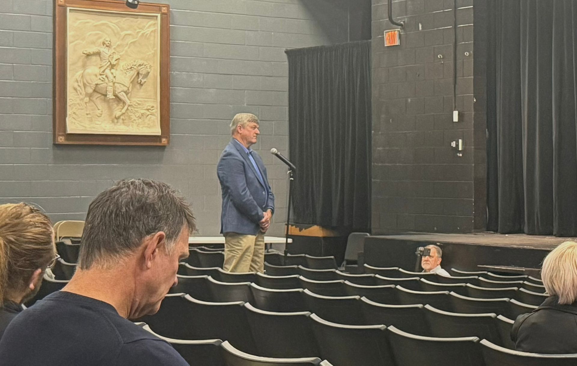 Bill Leigh Testifying