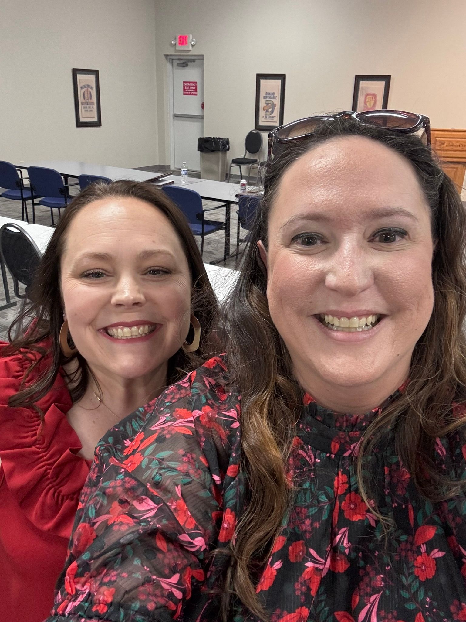 lindsay and tara at annual meeting