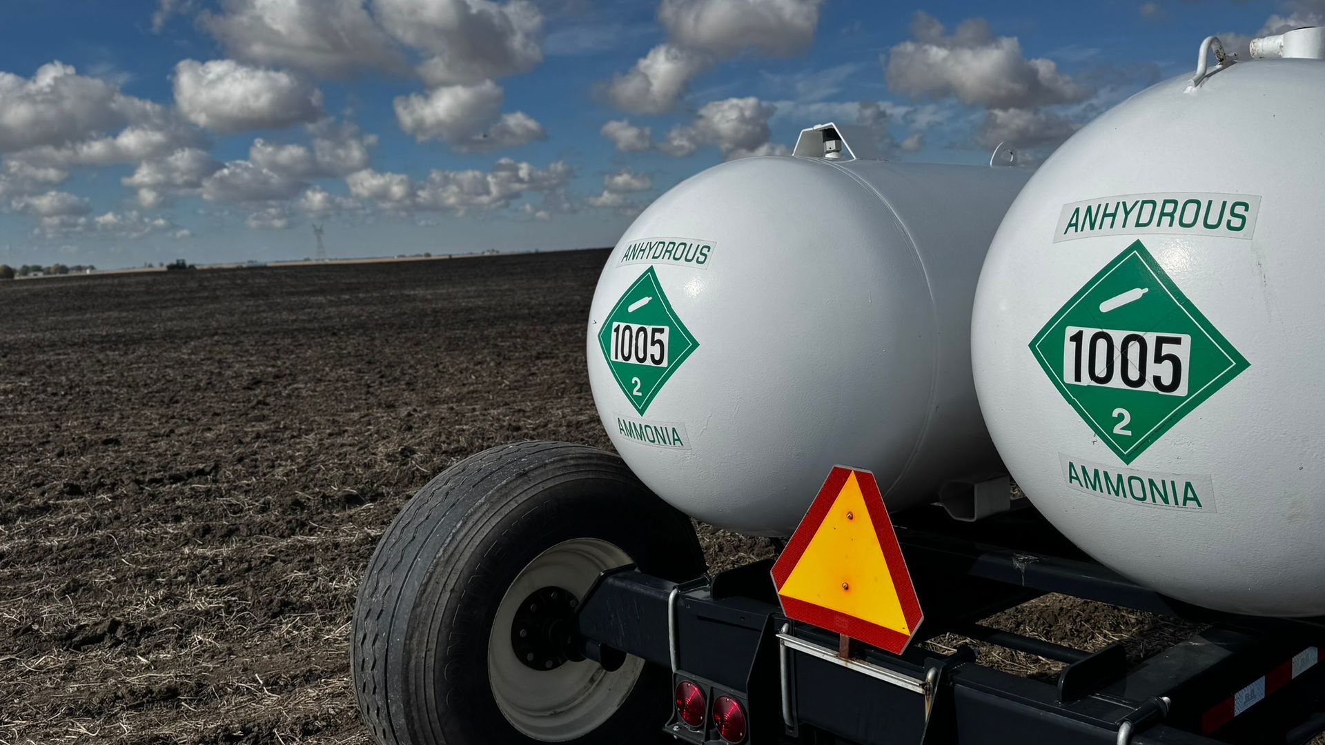 anhydrous tanks