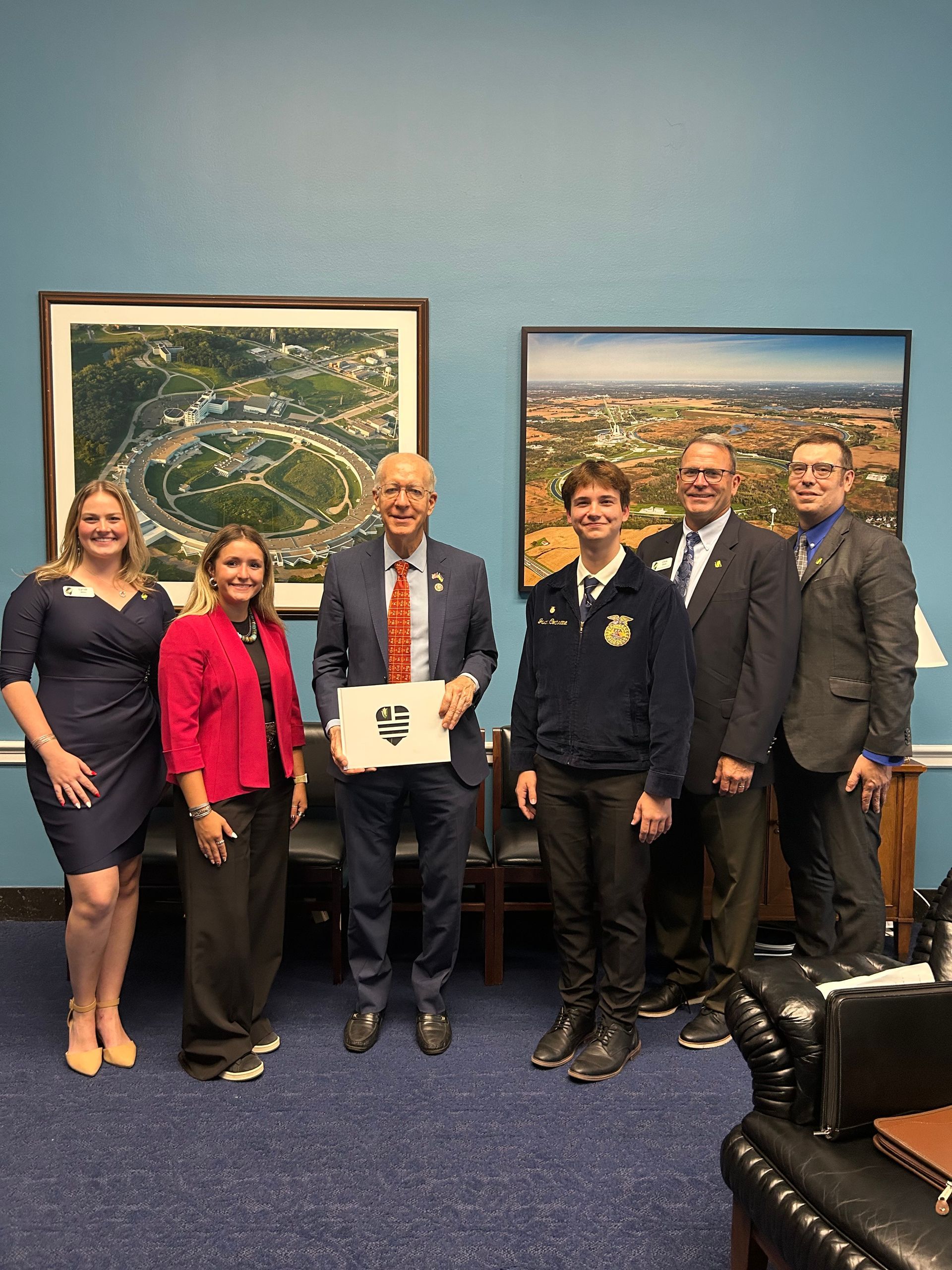 Lyndi Allen, Taylor Crouch, Rep. Bill Foster, Jason Cochrane, Chris Gould, and Mark Bunselmeyer