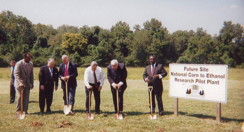 National Corn to Ethanol Research Center breaking ground August 2001