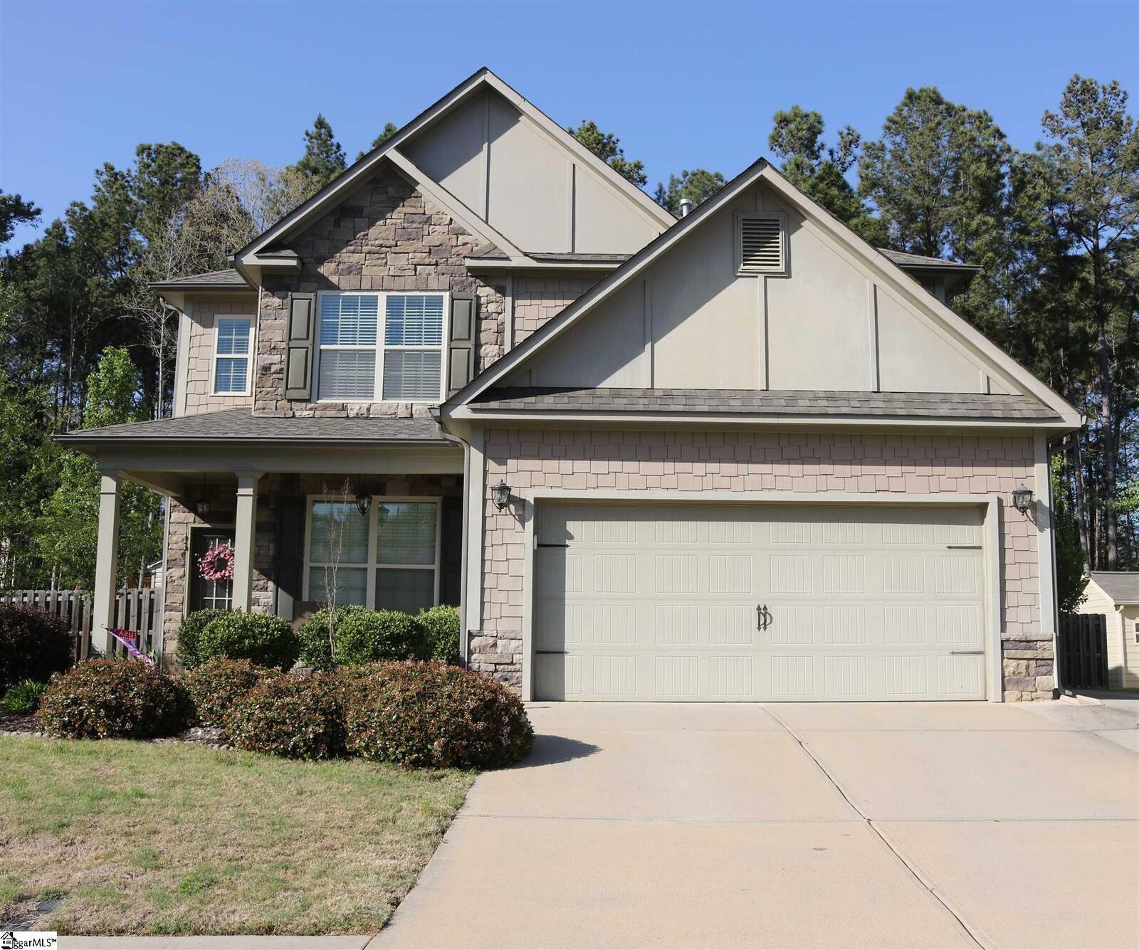 119 Trailwood Dr, Fountain Inn, SC 29644