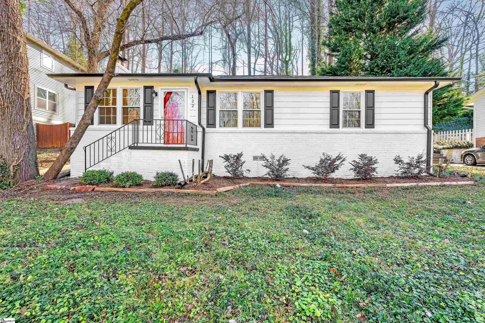 122 Brookside Cir, Greenville, SC 29609