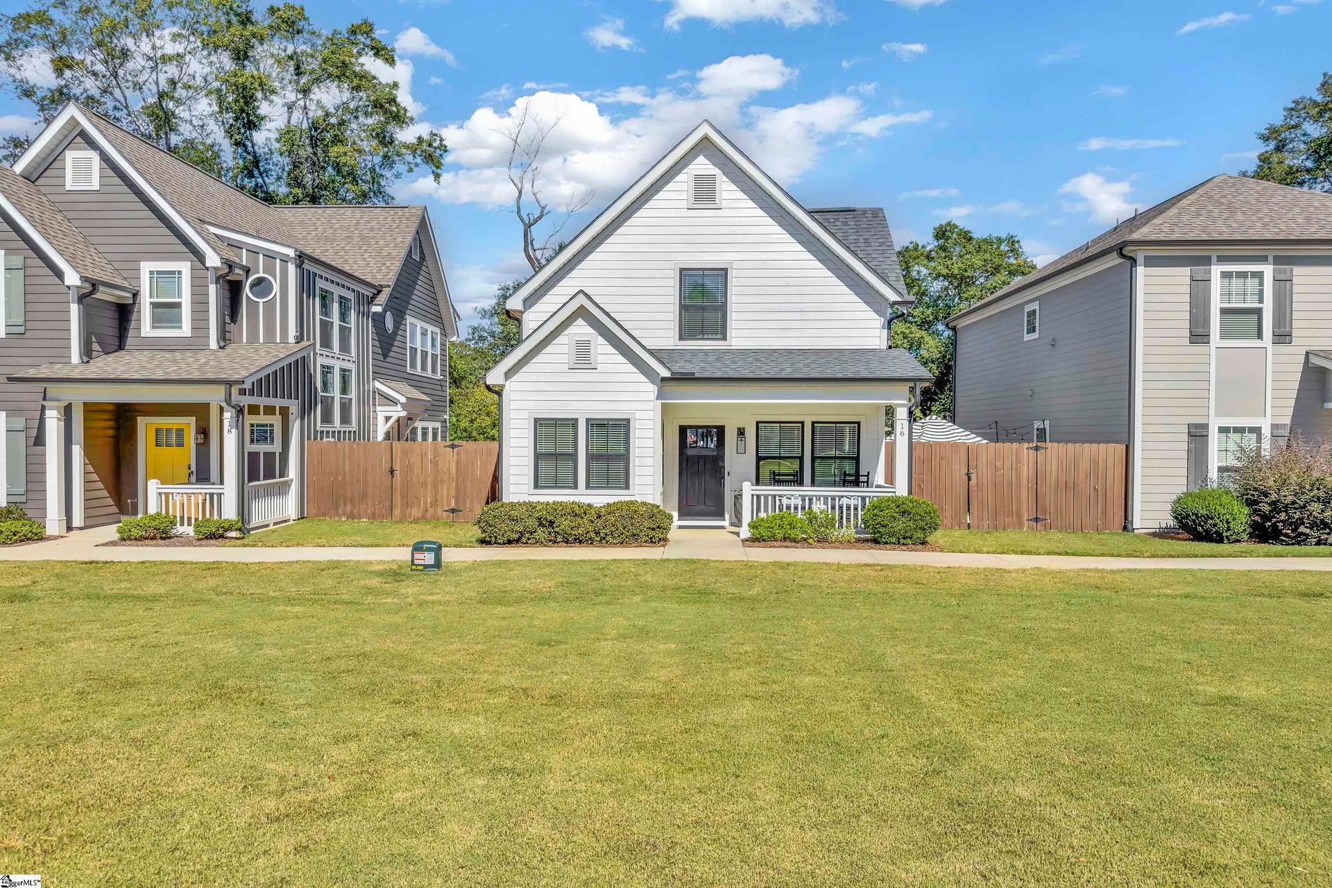 16 Ridge Knoll Circle, Greenville, SC 29607