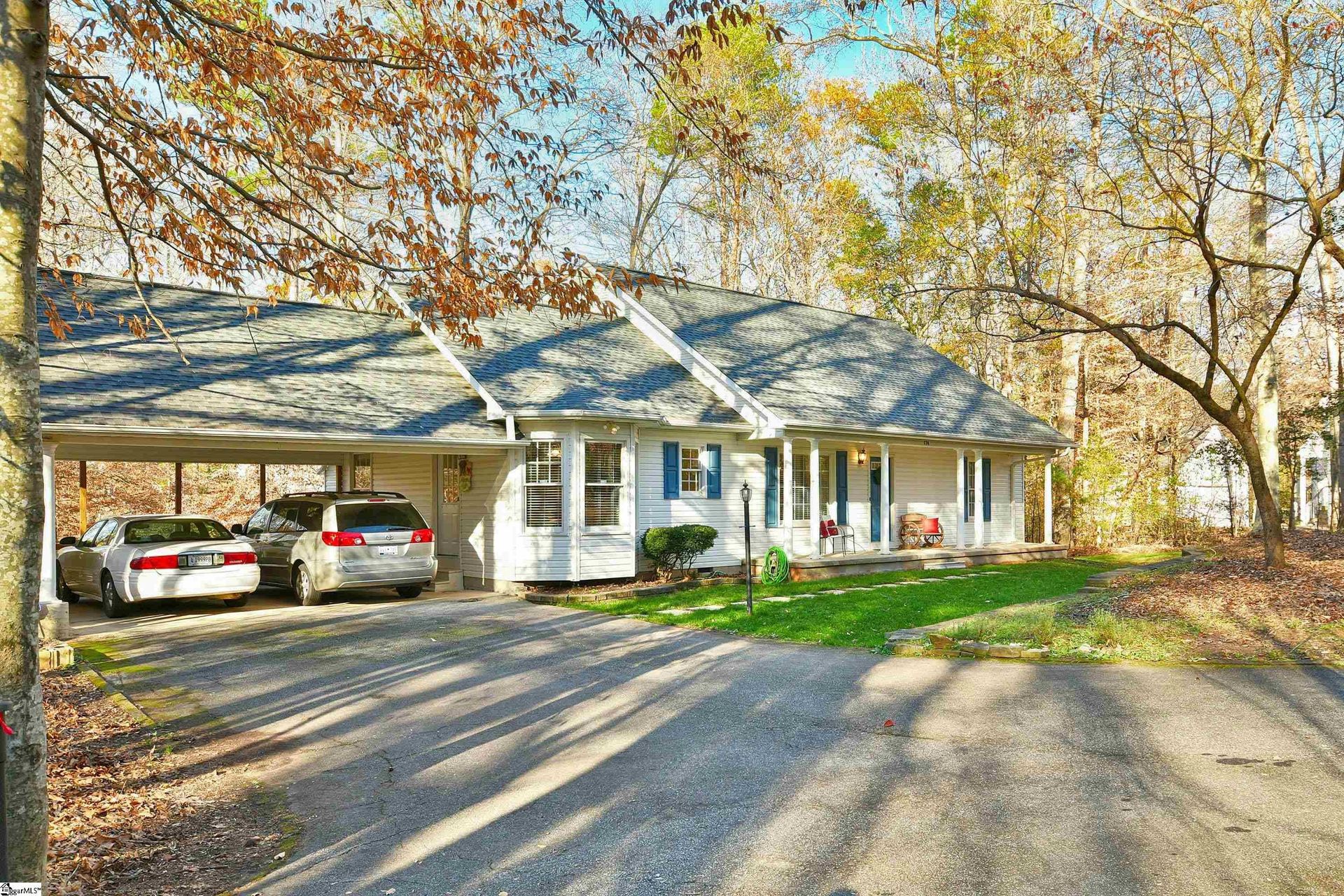 174 N Moore Rd, Simpsonville, SC 29680