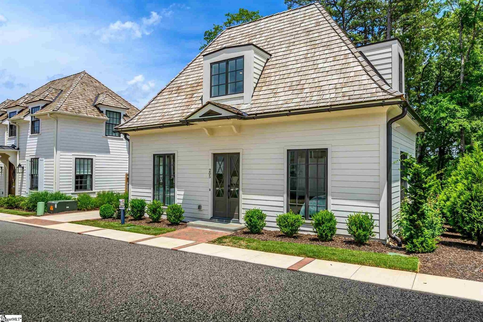 205 Tollison Dr, Greenville, SC 29615
