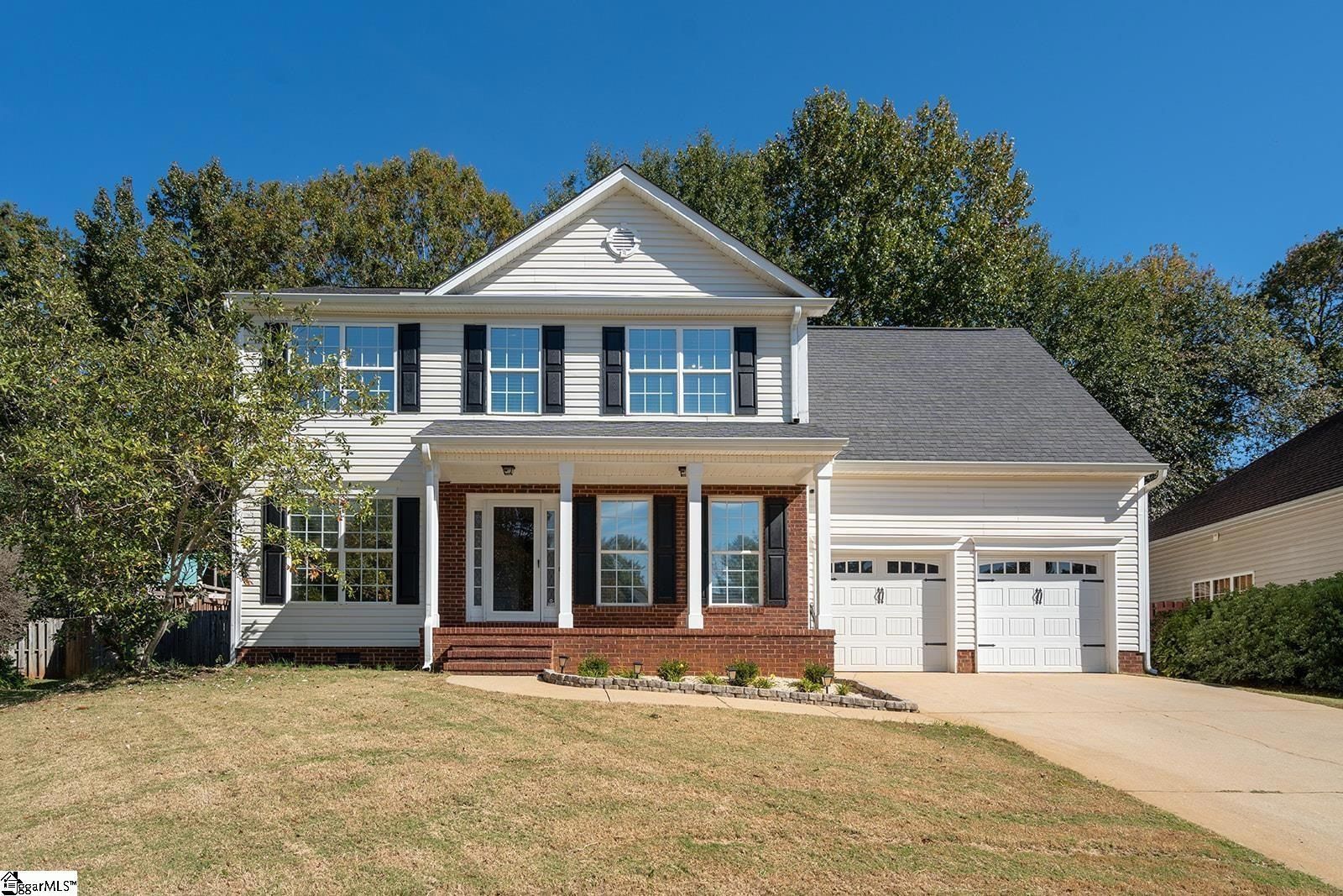 614 Cobden Ct, Spartanburg, SC 29301