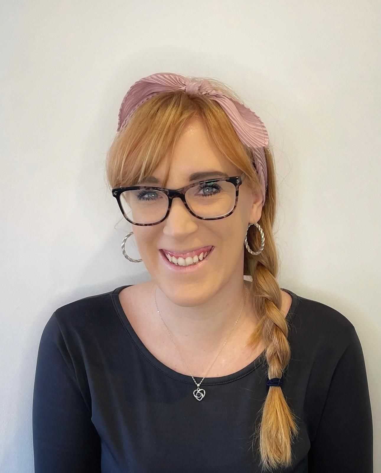 hannah-r-senior-stylist