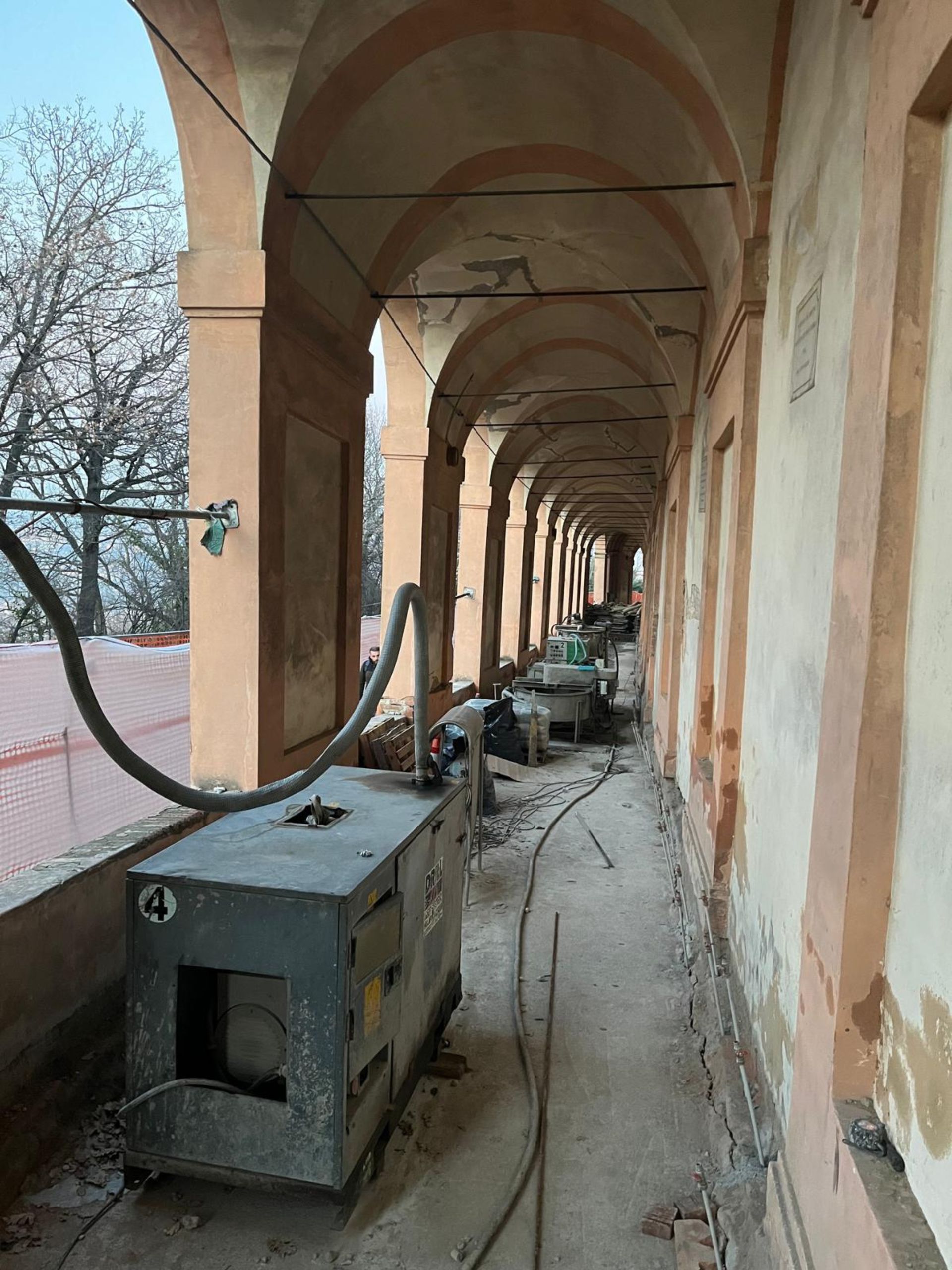 Iniezioni cementizie cammino di san luca - DrillGeosystem 0547 6980133