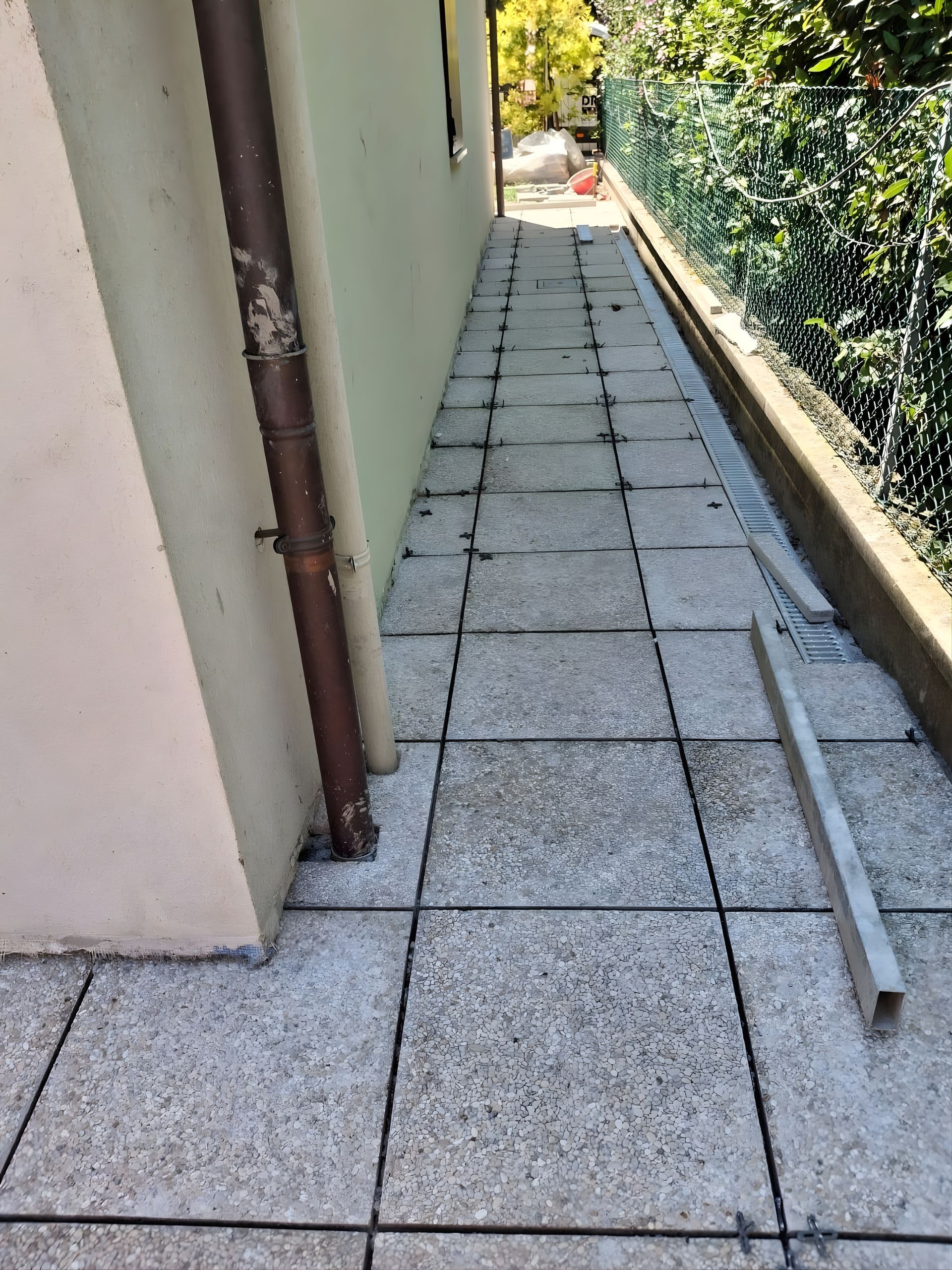 Realizzazione finita intervento micropali - DrillGeosystem 0547 698013