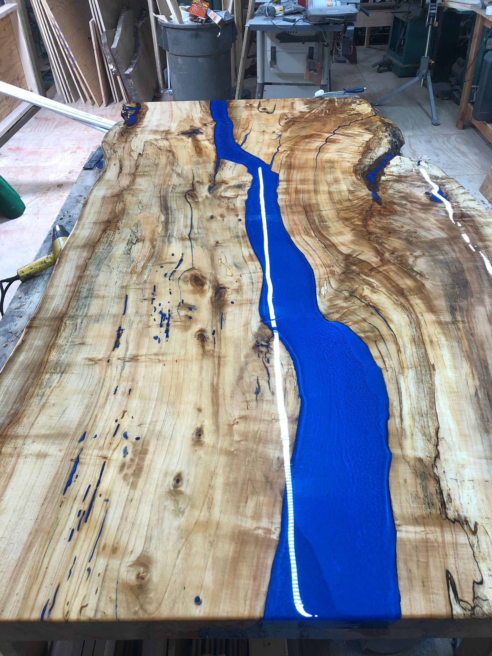 resin-table