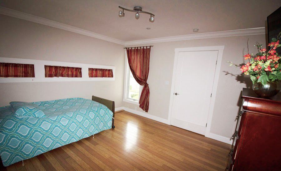bedroom with window