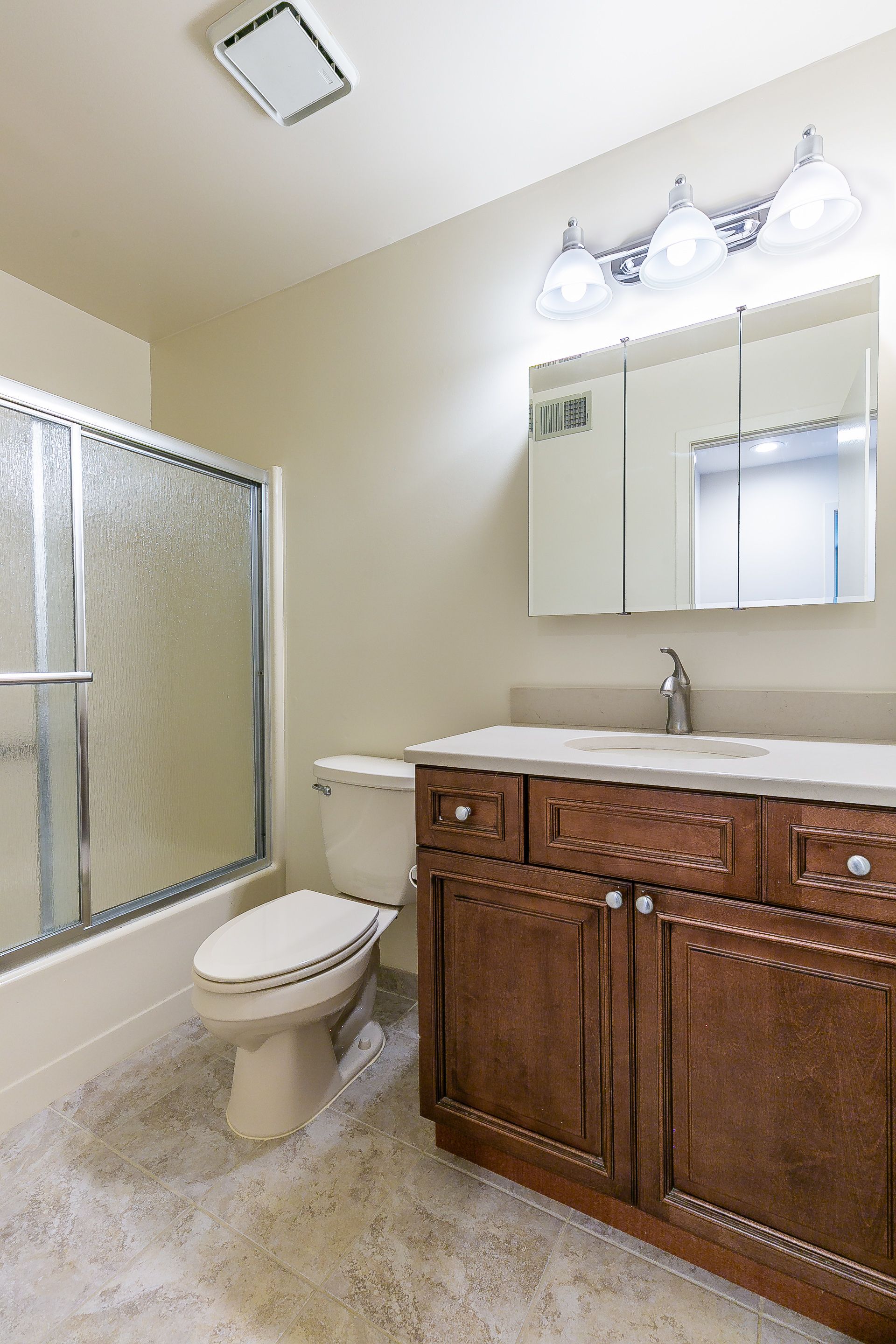 Rustic Ridge Apartments in Rockaway, NJ | Apartments in Dover, NJ