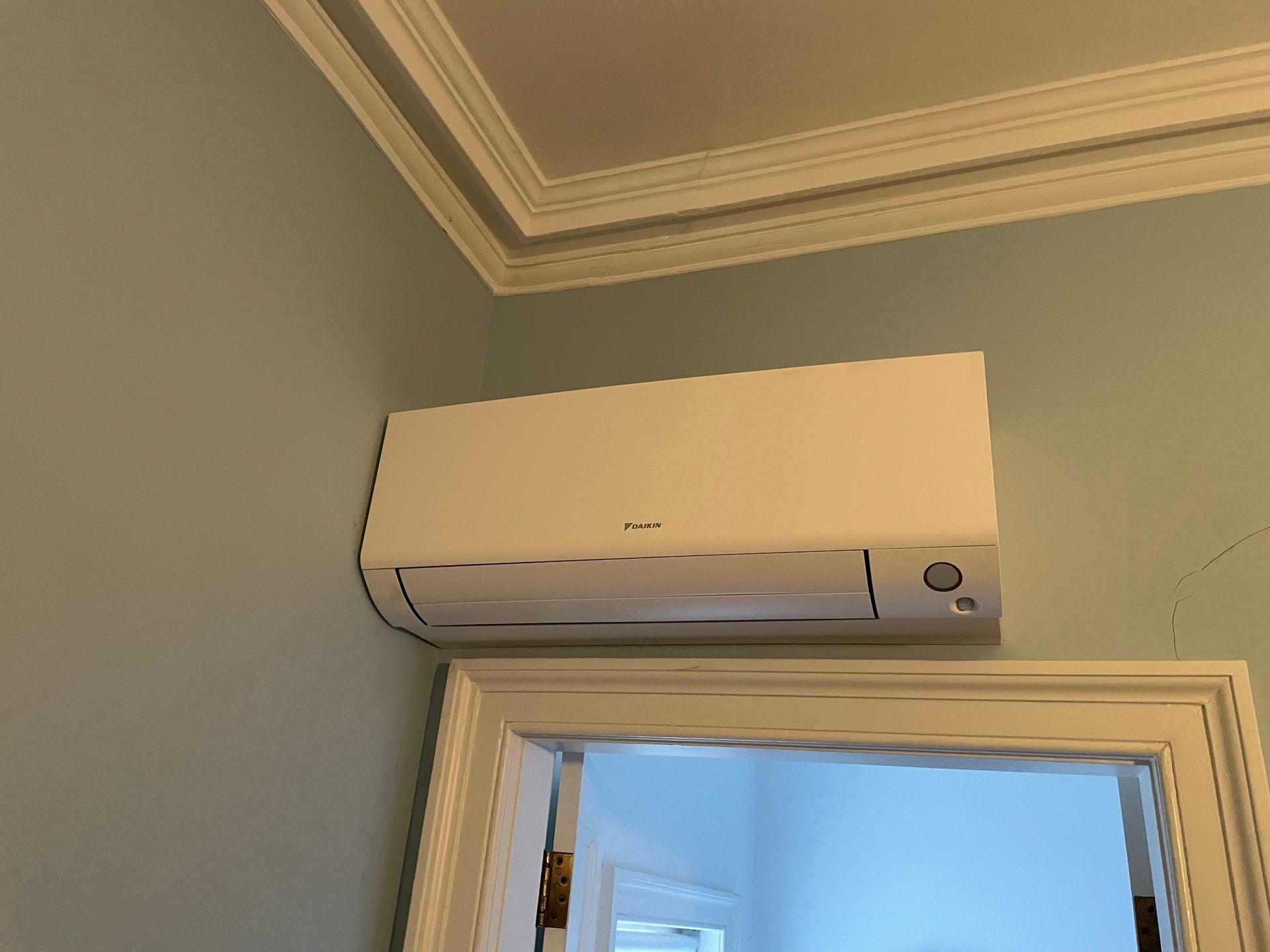 Single split installation to bedroom