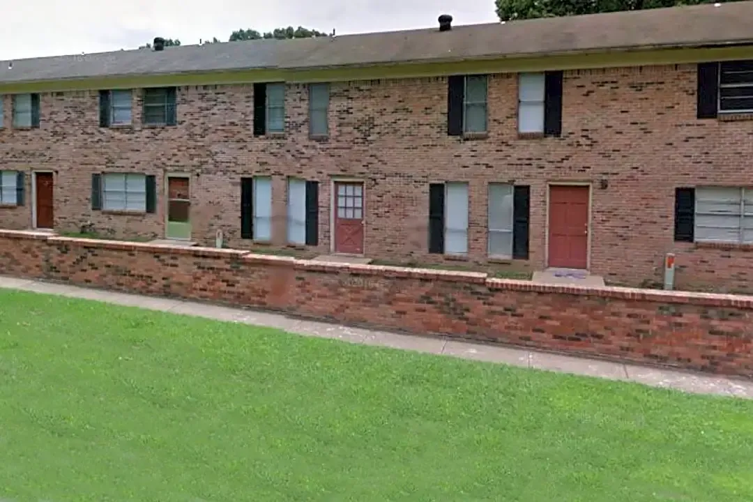 Kings Crossing Townhomes