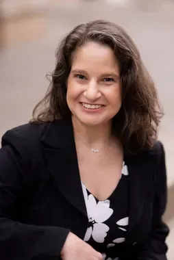 Dr. Jennifer Laudadio