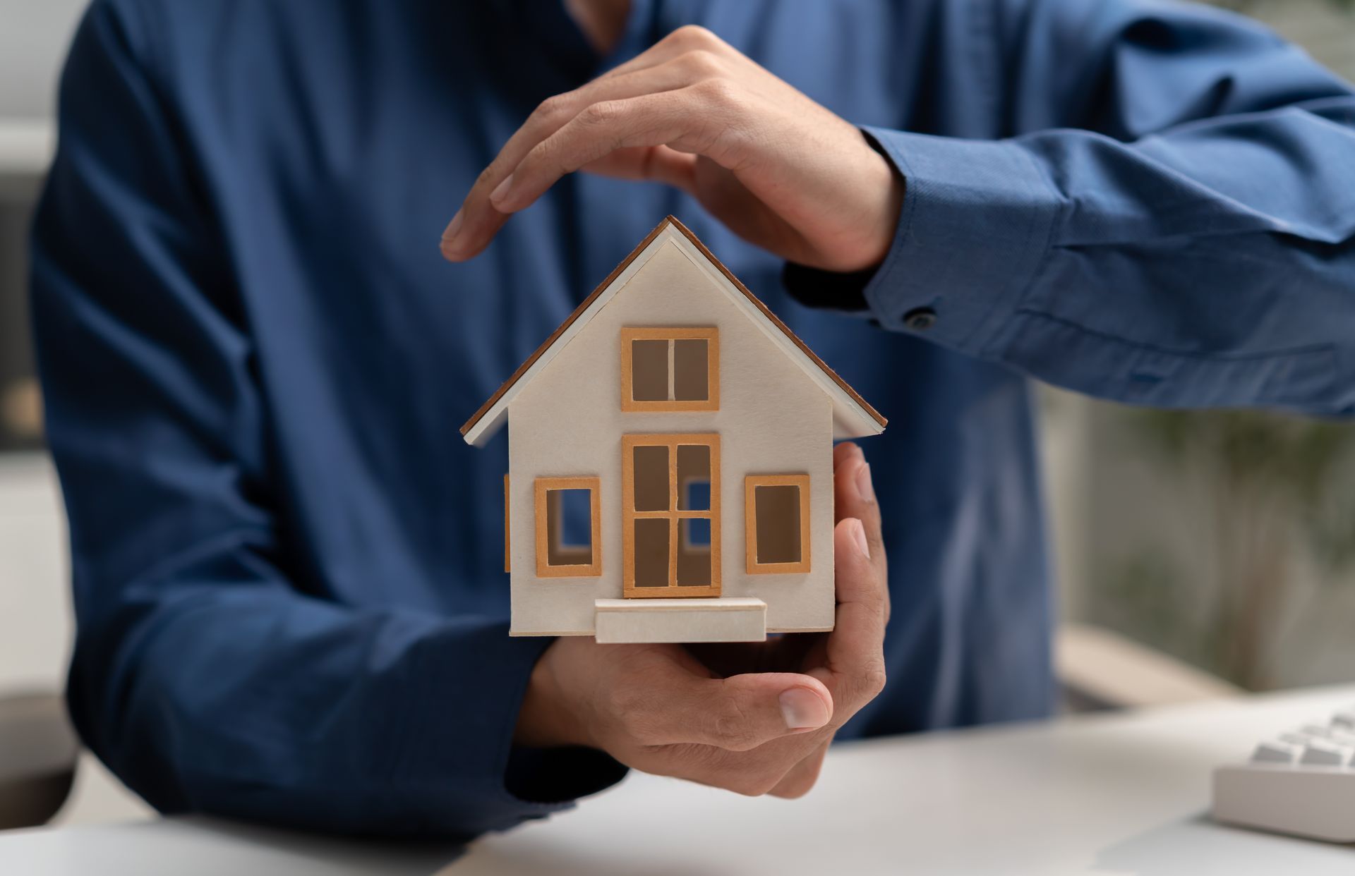 Home insurance coverage comparison showing hurricane, flood, and wind damage protection