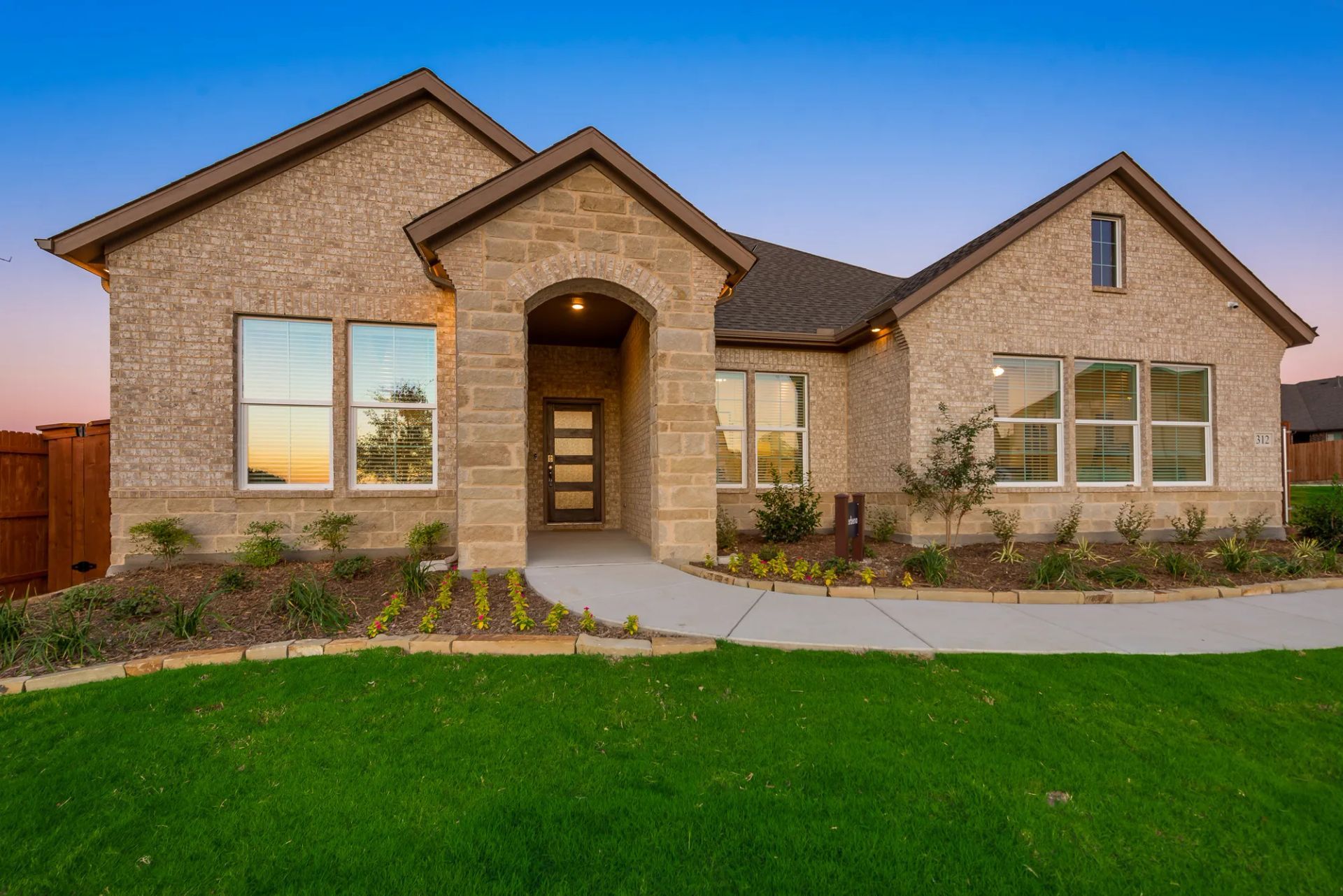 Home Front Exterior | Morningstar Homes
