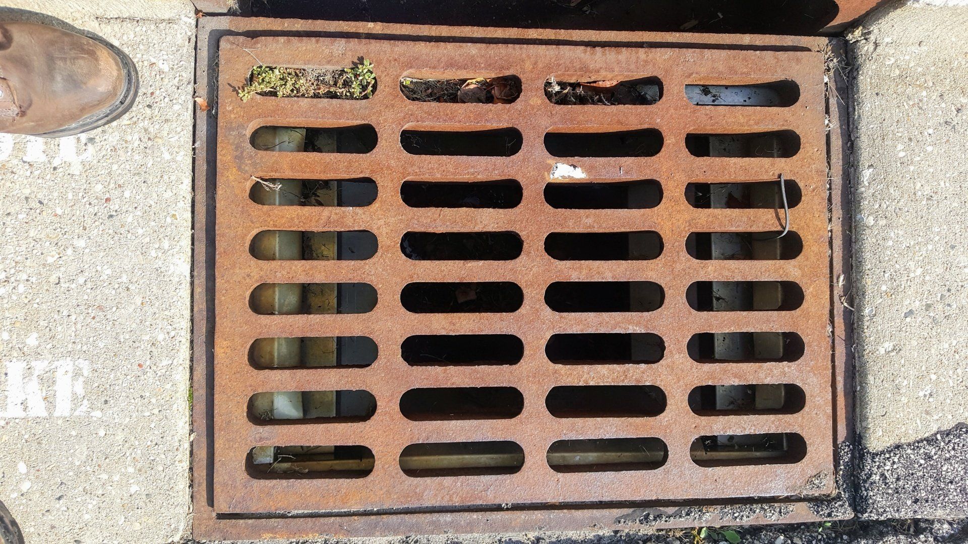 catch basin cleaning seattle. catch basin cleaning near me.