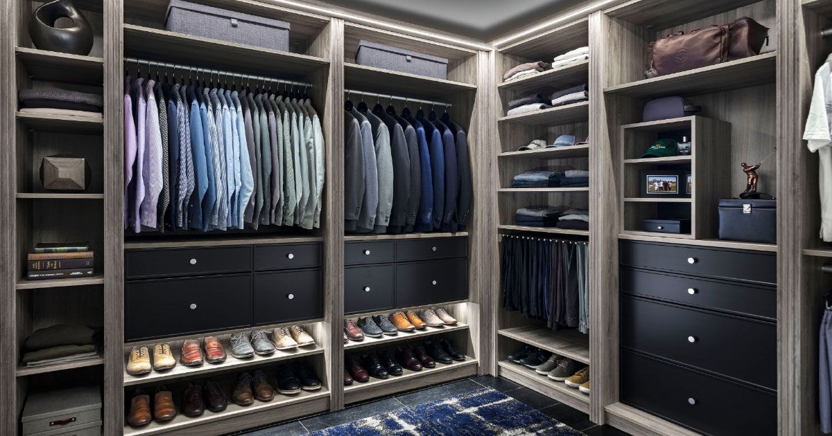 Custom Walk In Closet System