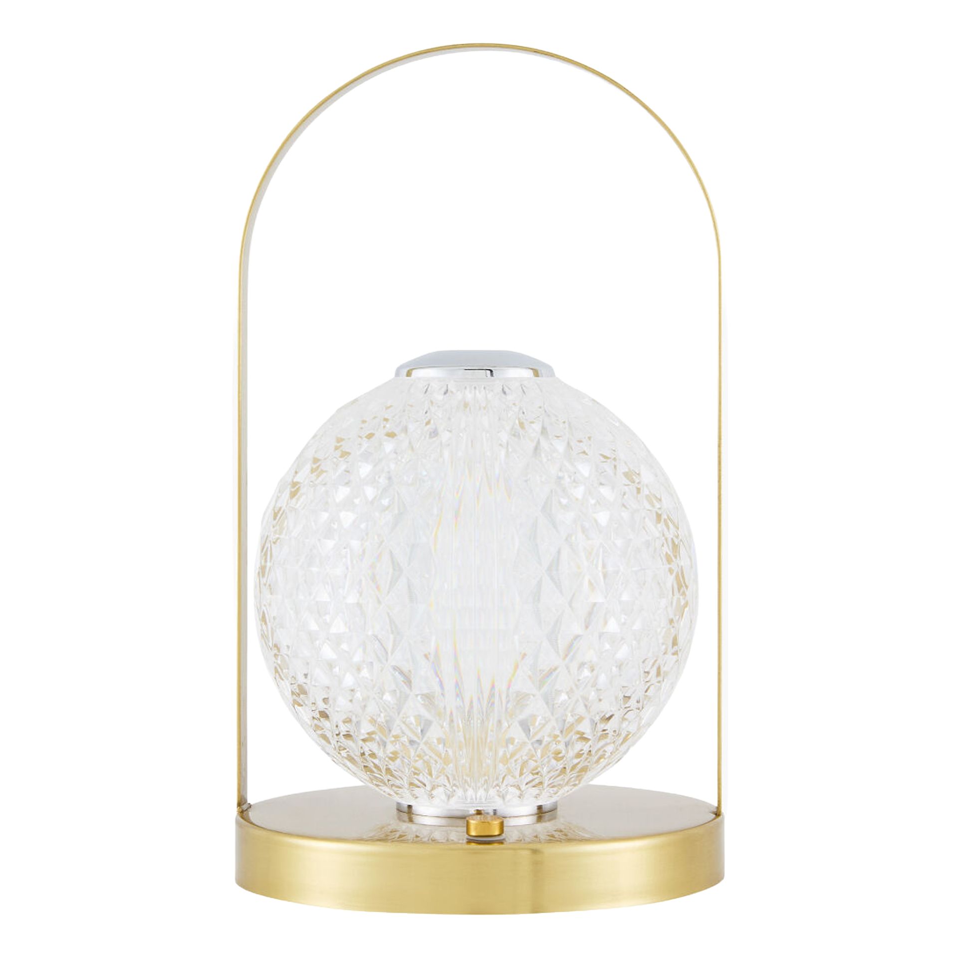 Lampe de table dorée avec un globe en verre transparent à motifs et un cadre arqué.