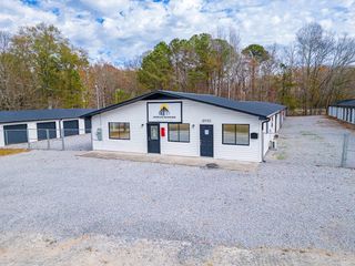 Bindlee Mountain Self Storage facility front entrance