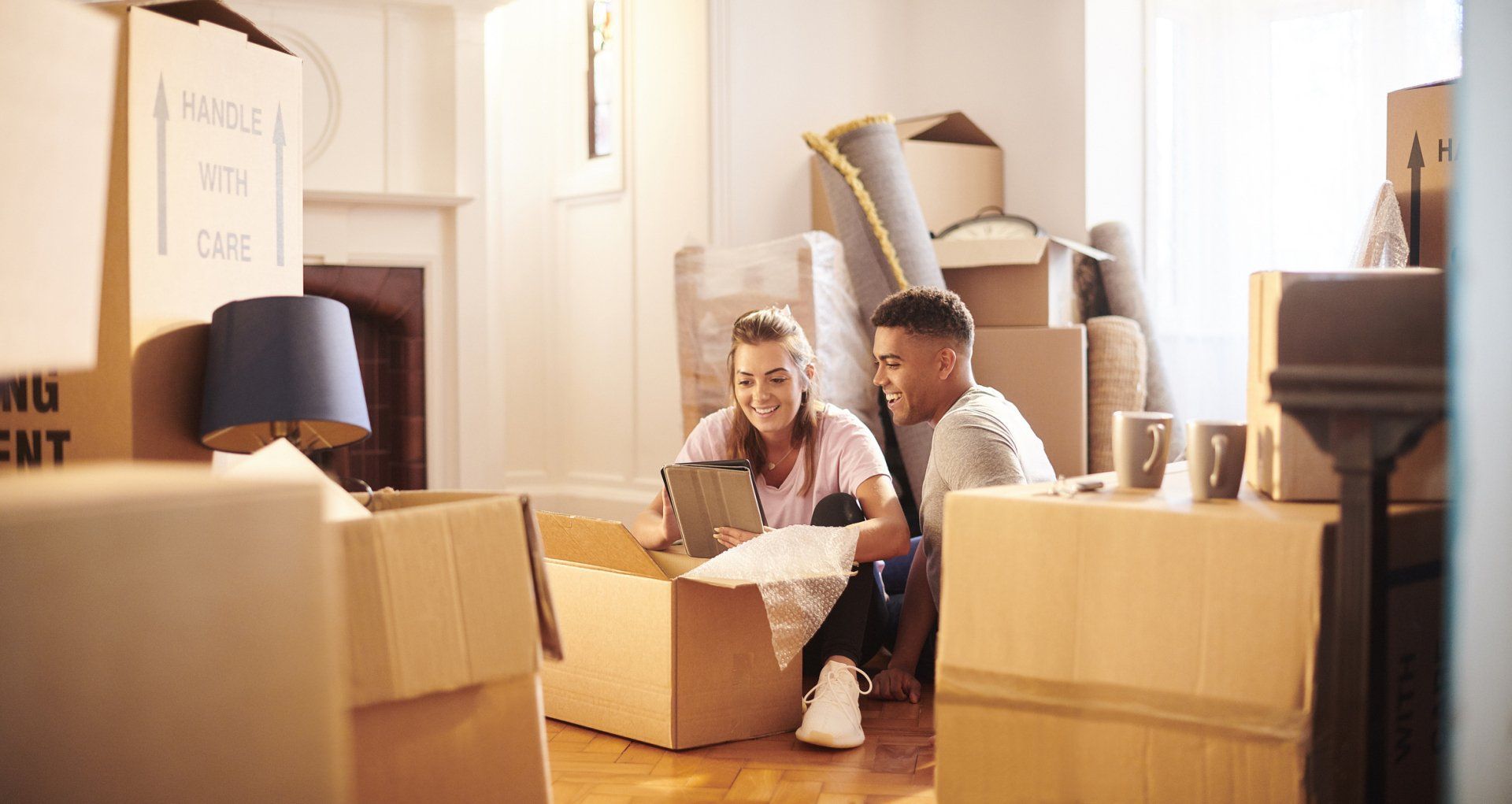Couple Moving in — Hampton, VA — Branch Moving Systems