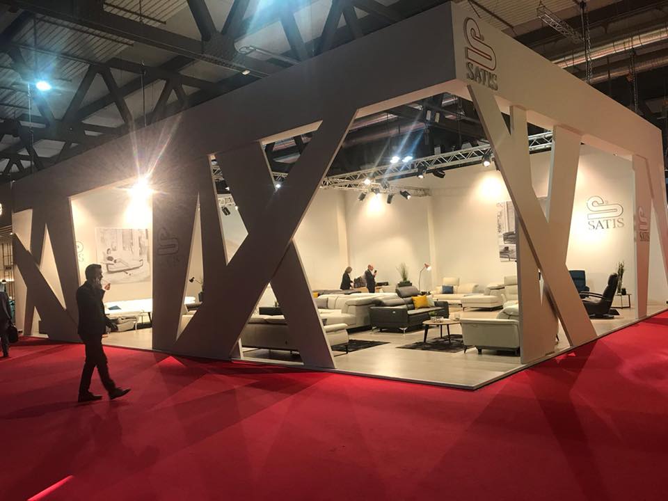 Stand Satis Salone del Mobile Milano, stand allestito da Cusano Stand