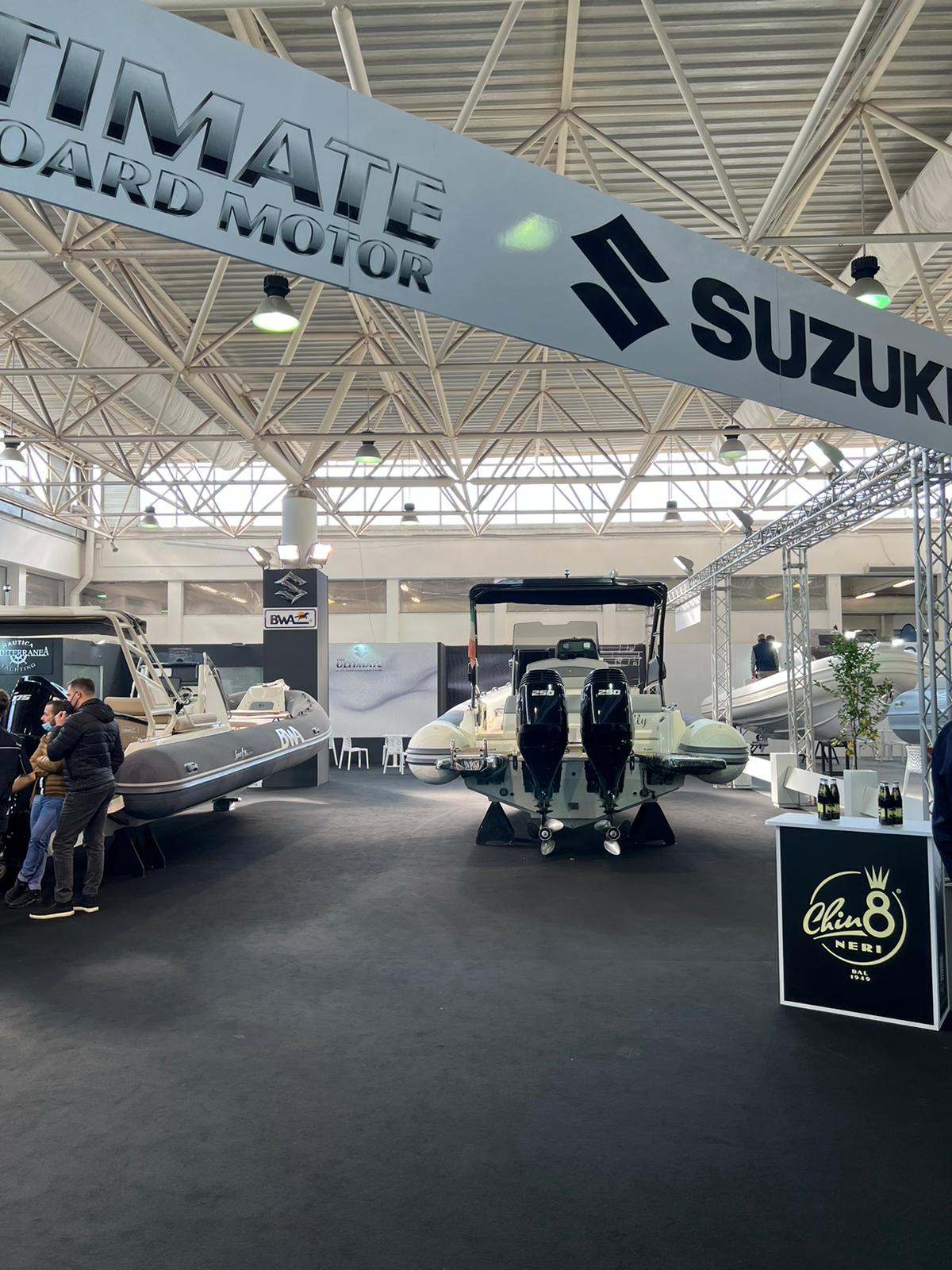 Stand Suzuki al NauticSud, Allestimenti Cusano Stand