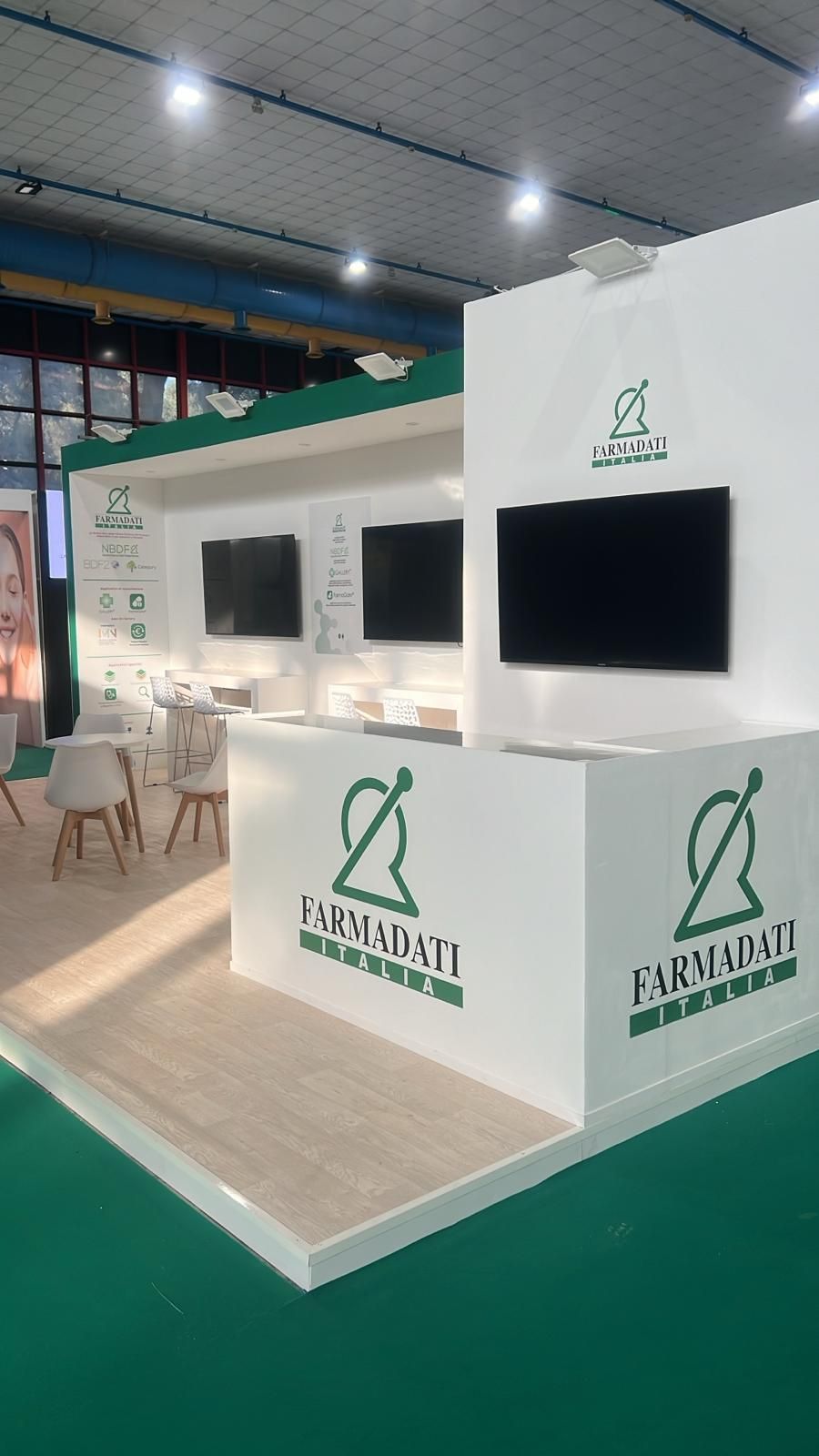 Allestimento stand per Farmadati al Pharma Expo