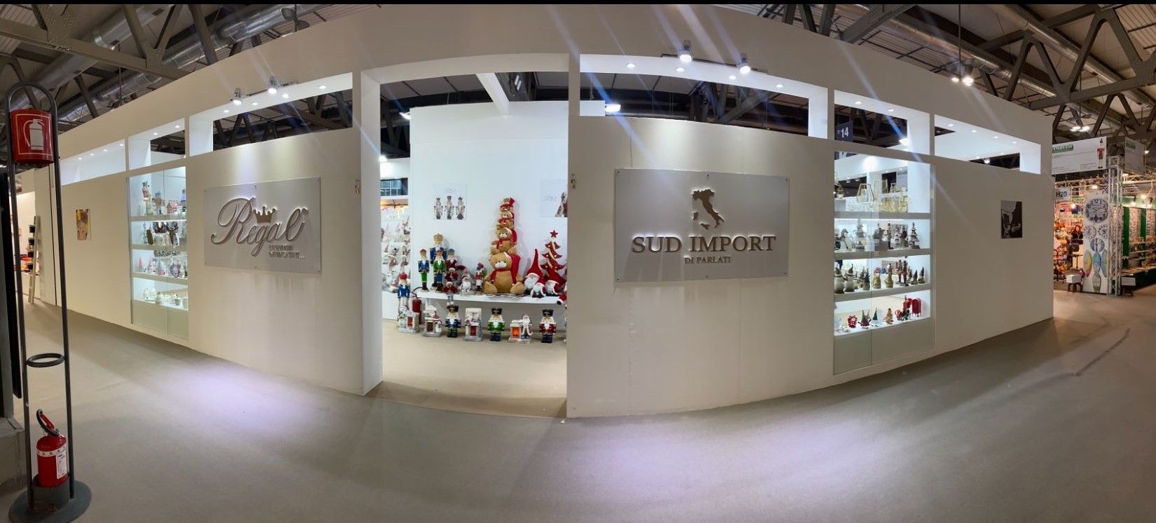 Stand allestito presso la fiera Homi, Milano