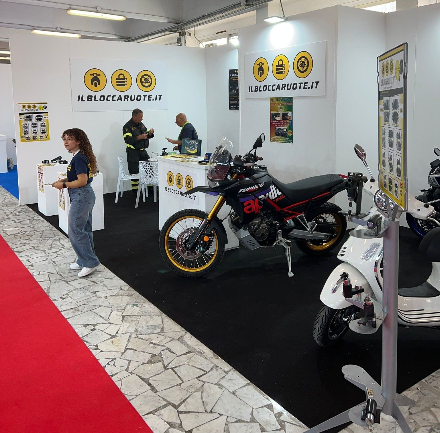 Stand Auto Moto Napoli Expo