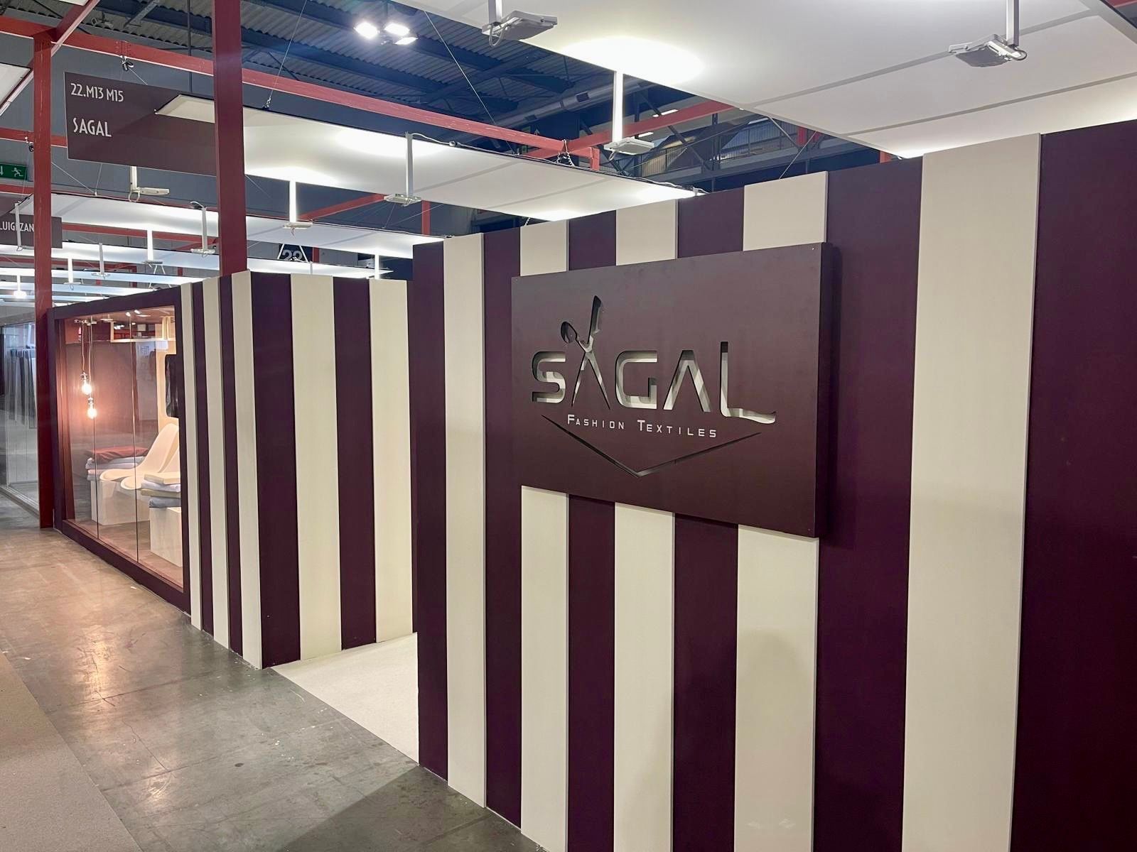 Stand Sagal