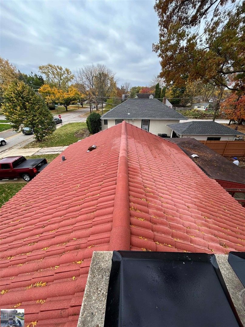 Clean Siding - Lake Zurich, IL - Peter’s Power Wash Services