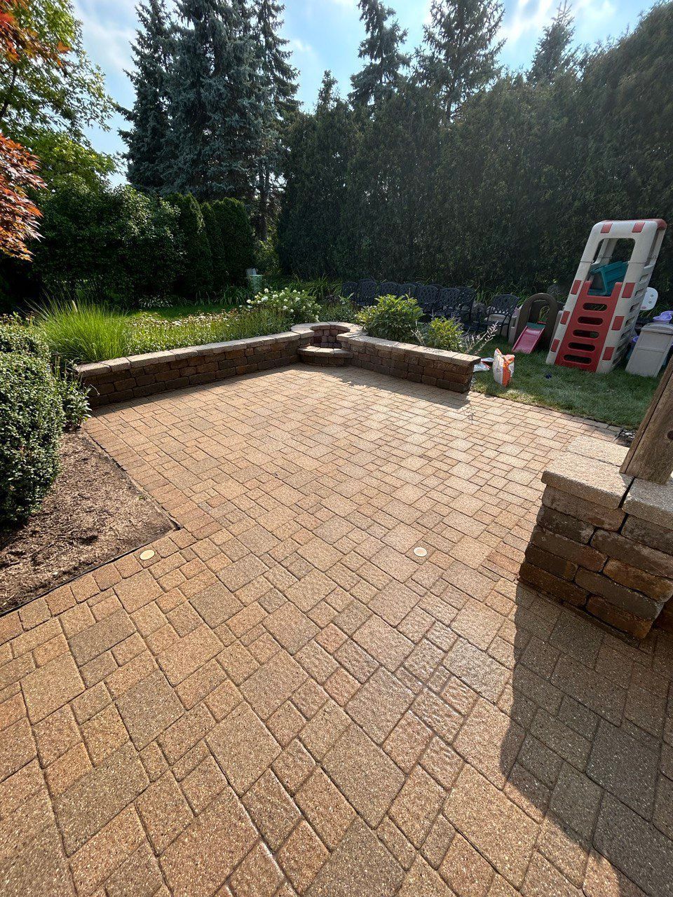 After Garden Flooring - Lake Zurich, IL - Peter’s Power Wash Services