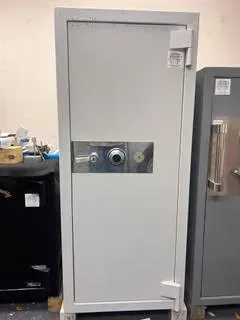 Model 5520 TL-30 Safe