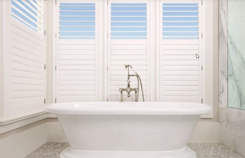 Gallery Apalachin, NY Draperies on Wheels