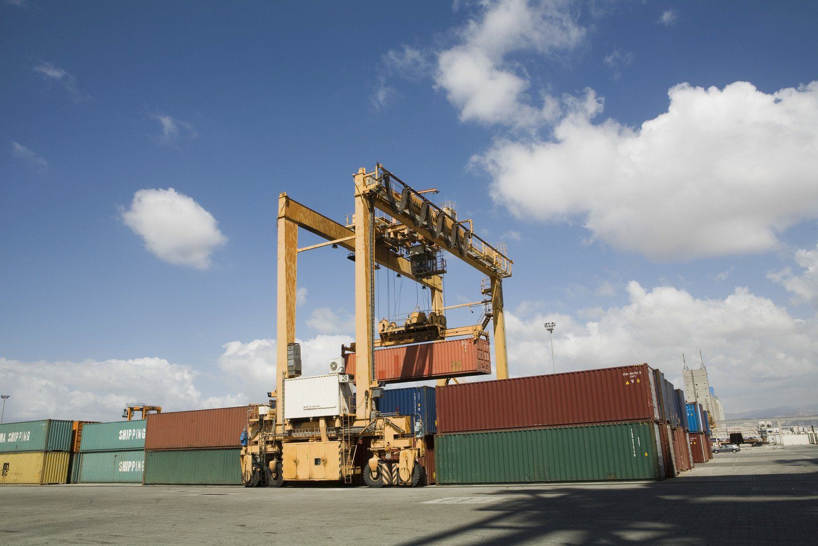 lifter lifting the steel container