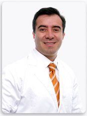 Dr. Fredy Hernandez